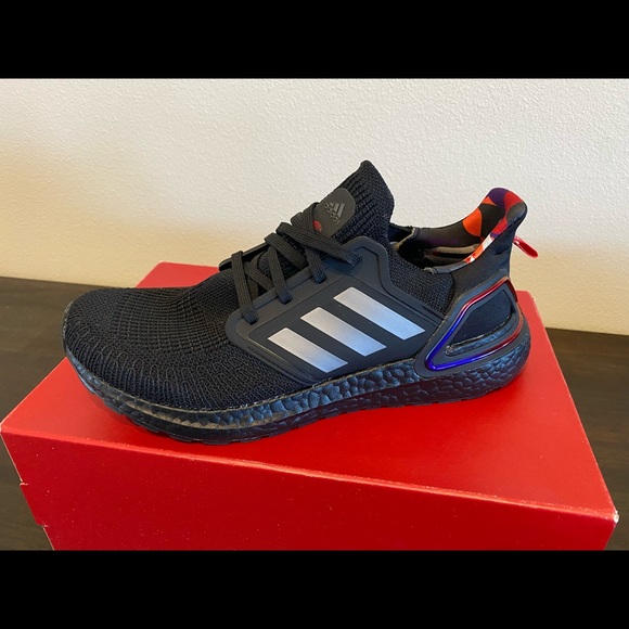 Ultraboost 20 Chinese New Year - Picture 1 of 3